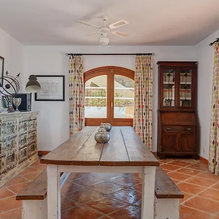 Alicia Villa La Herradura (Granada)
